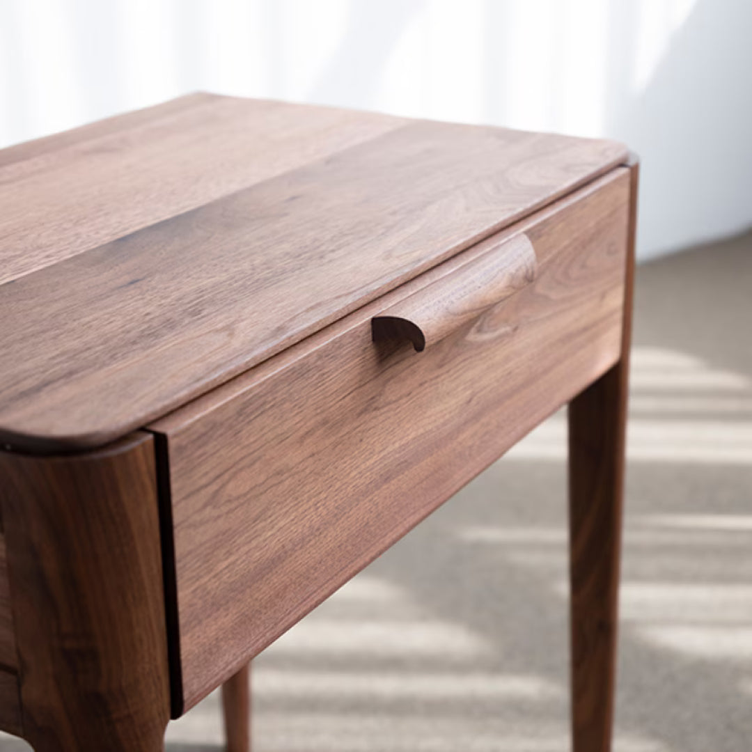 Quadro Bedside Table