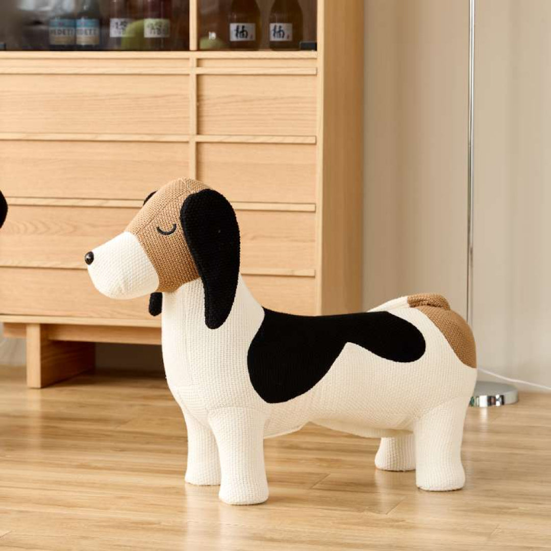 Cane Beagle stool