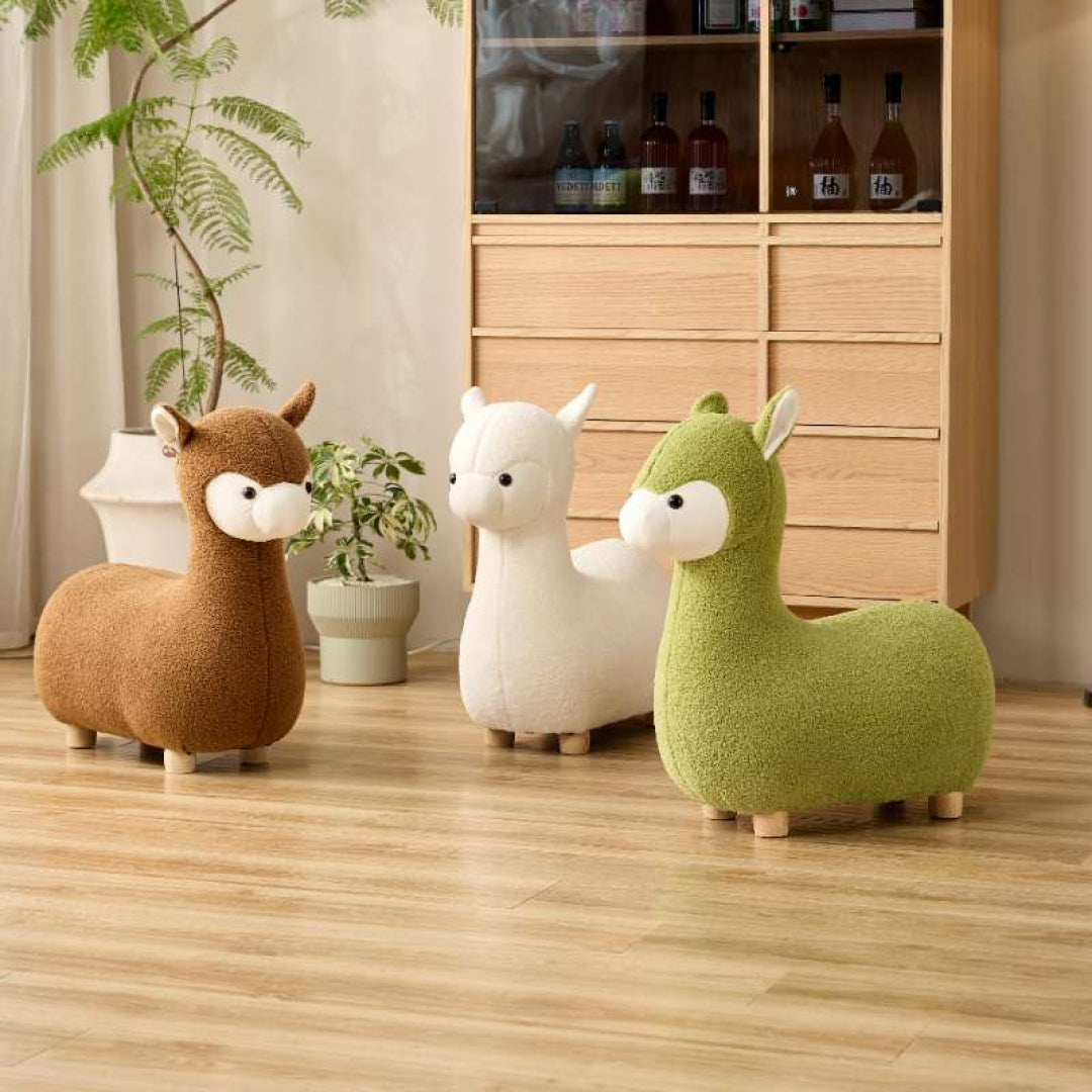 Llama Dolce Stool